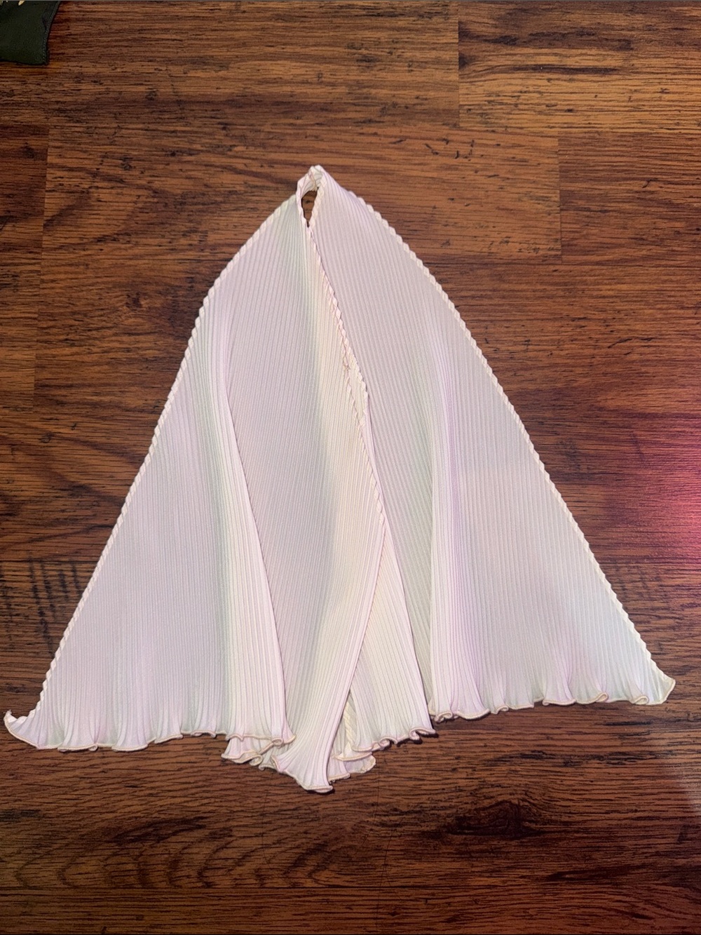 Tie around neck bow
